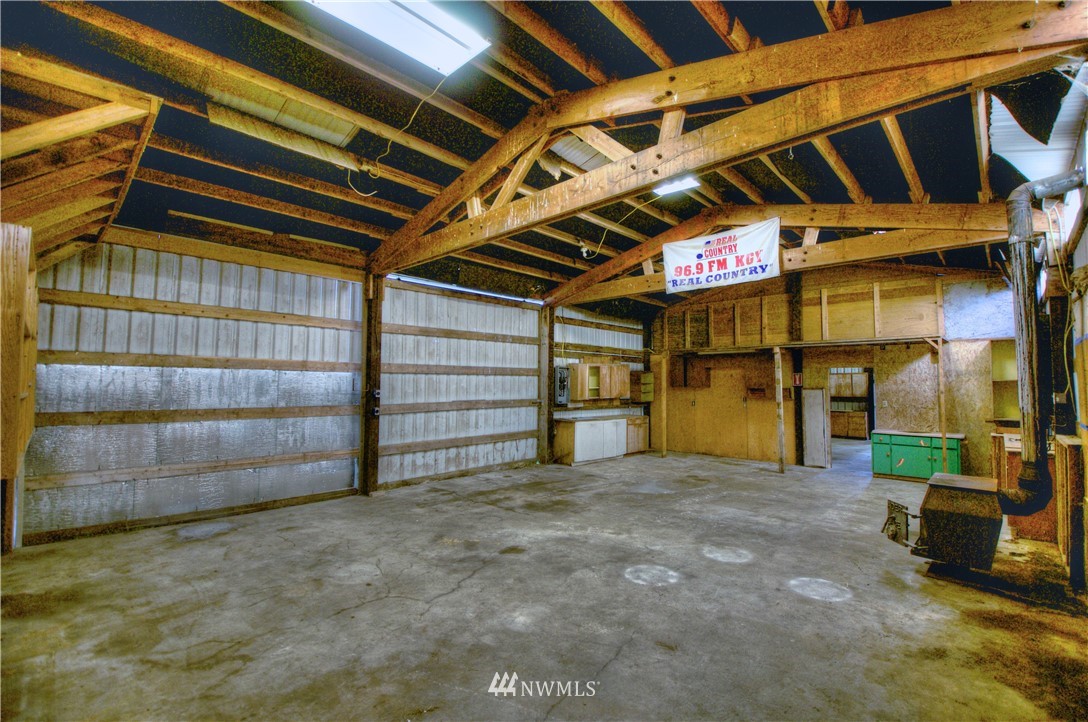 16422 Gibson Road Southwest Tenino, WA 98589 - Photo 6 of 21