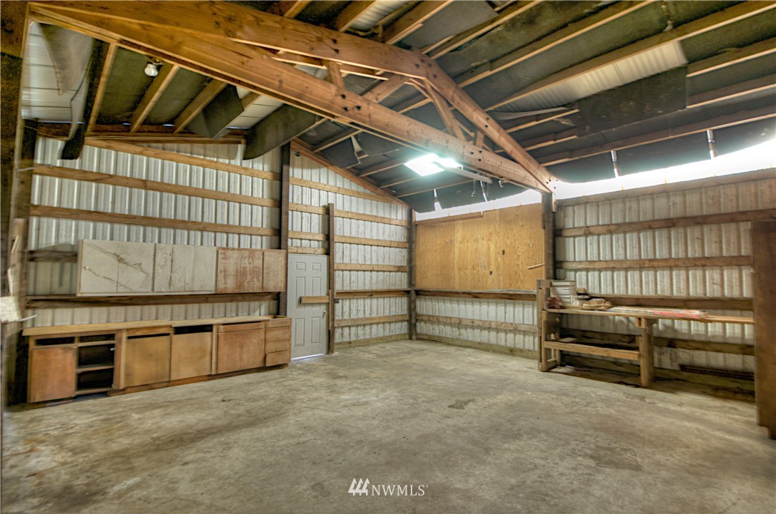 16422 Gibson Road Southwest Tenino, WA 98589 - Photo 10 of 21
