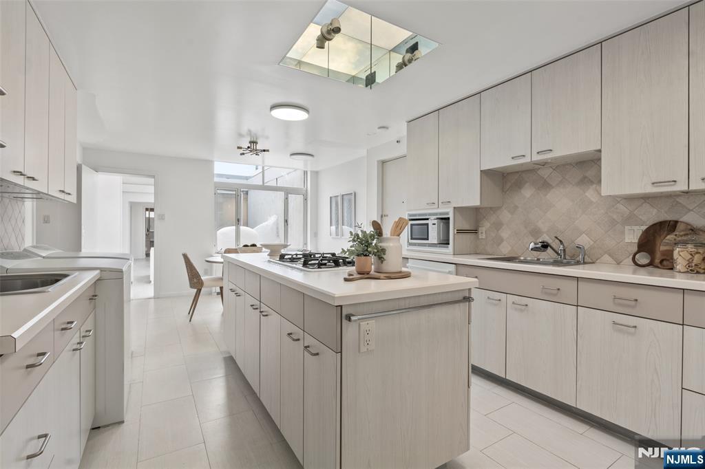 1 Horizon Road, Unit PH 1 Fort Lee, NJ 07024 - Photo 21 of 45