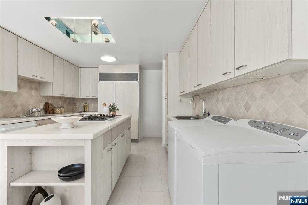 1 Horizon Road, Unit PH 1 Fort Lee, NJ 07024 - Photo 22 of 45