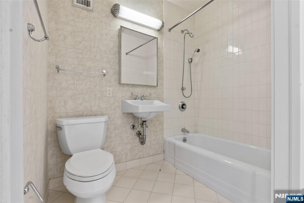 1 Horizon Road, Unit PH 1 Fort Lee, NJ 07024 - Photo 38 of 45