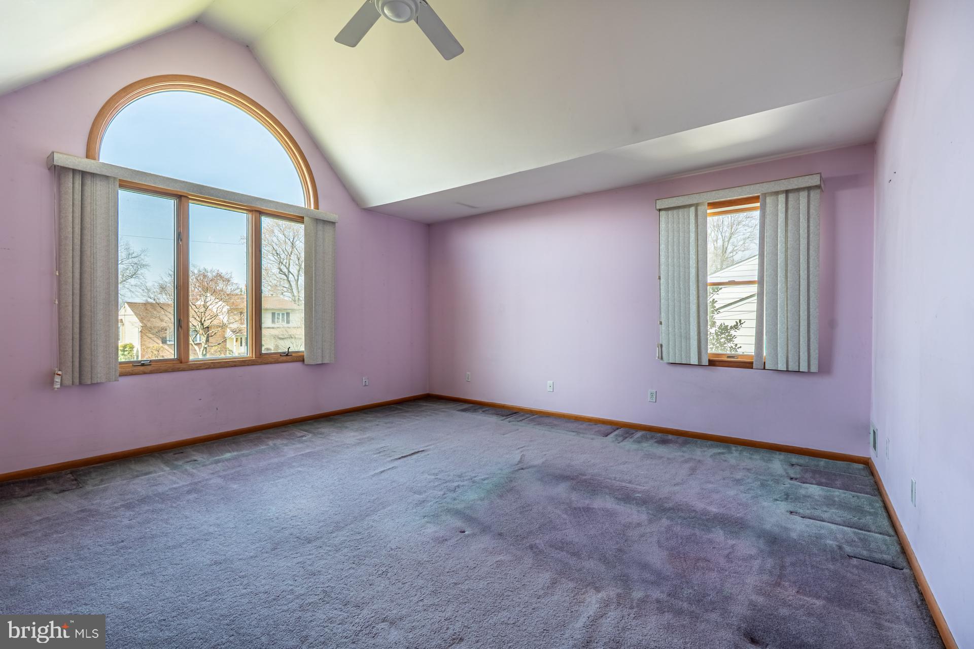 159 Forrest Avenue Southampton, PA 18966 - Photo 32 of 48 an empty room with windows