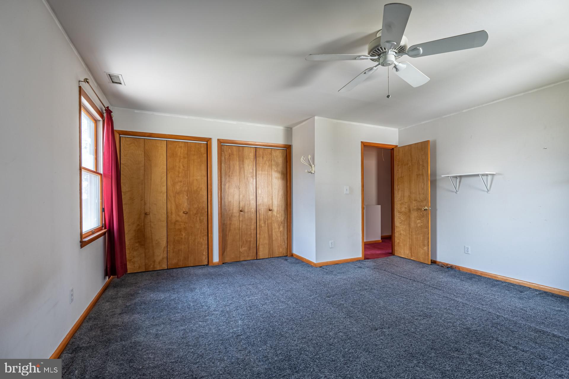 159 Forrest Avenue Southampton, PA 18966 - Photo 35 of 48 a view of an empty room with a ceiling fan