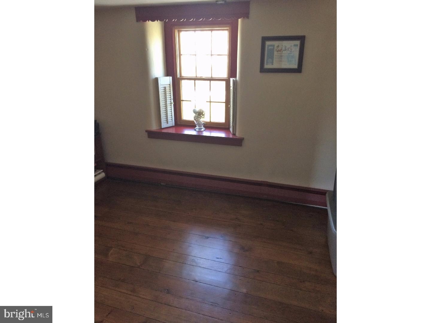 220 Benner Road Royersford, PA 19468 - Photo 16 of 23 Hallway