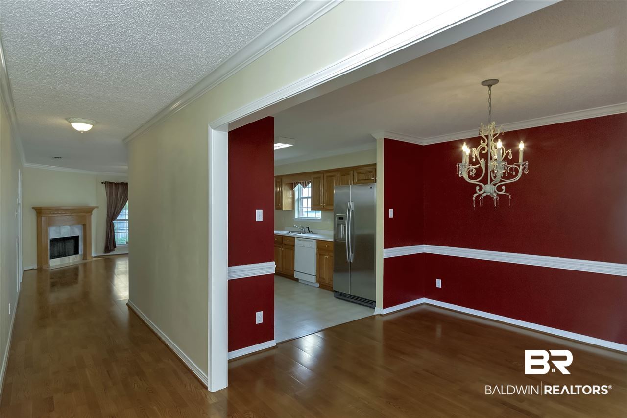 850 Louise Avenue Mobile, AL 36609 - Photo 2 of 38