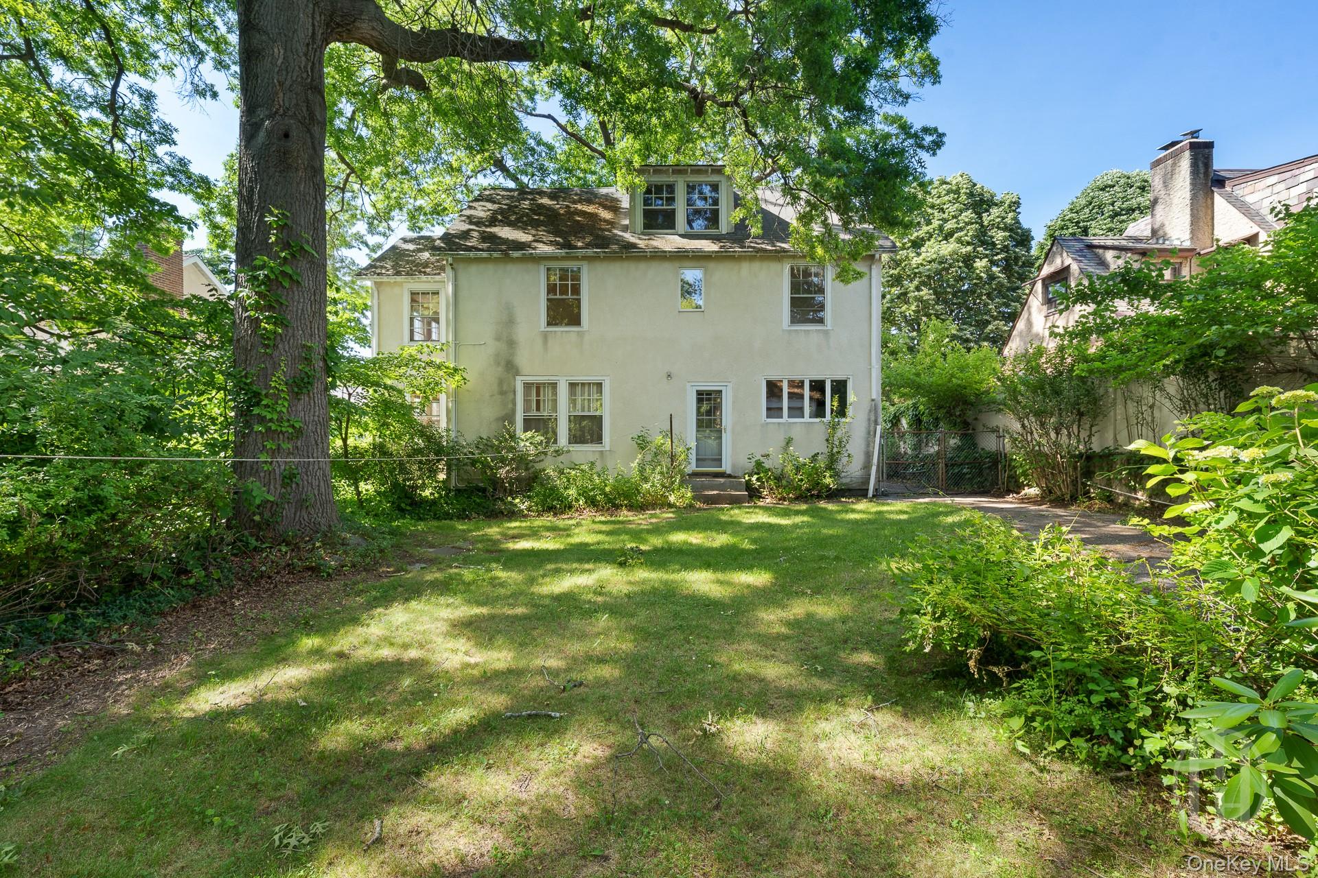 12 Carolina Road Queens, NY 11362 - Photo 25 of 26
