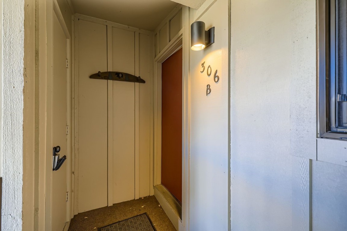 160 La Bonte Street, Unit 306 Dillon, CO 80435 - Photo 32 of 47 a view of a bathroom