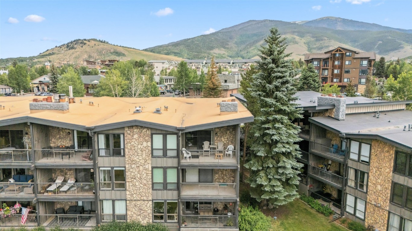 160 La Bonte Street, Unit 306 Dillon, CO 80435 - Photo 39 of 47 a view of city with tall buildings