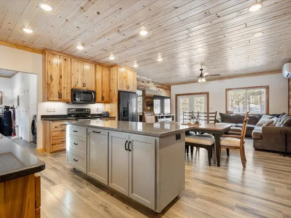 $425,000 | 2149 Birch Park Drive Northwest, Backus, MN 56435