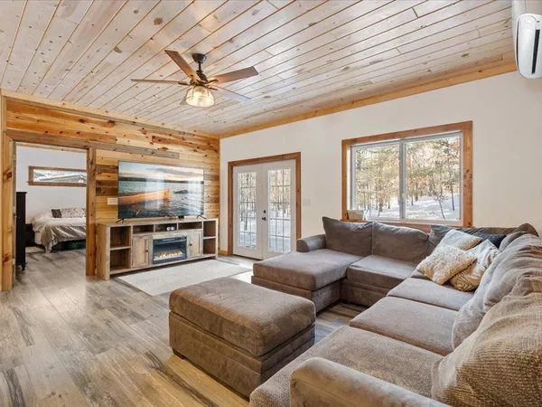 $425,000 | 2149 Birch Park Drive Northwest, Backus, MN 56435