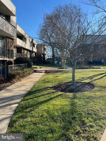 $2,395 | 10216 Prince Place, Unit 9202, Upper Marlboro, MD 20774