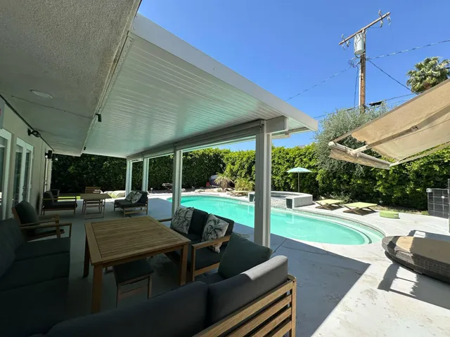 $4,500 | 725 South Mountain View Drive, Palm Springs, CA 92264
