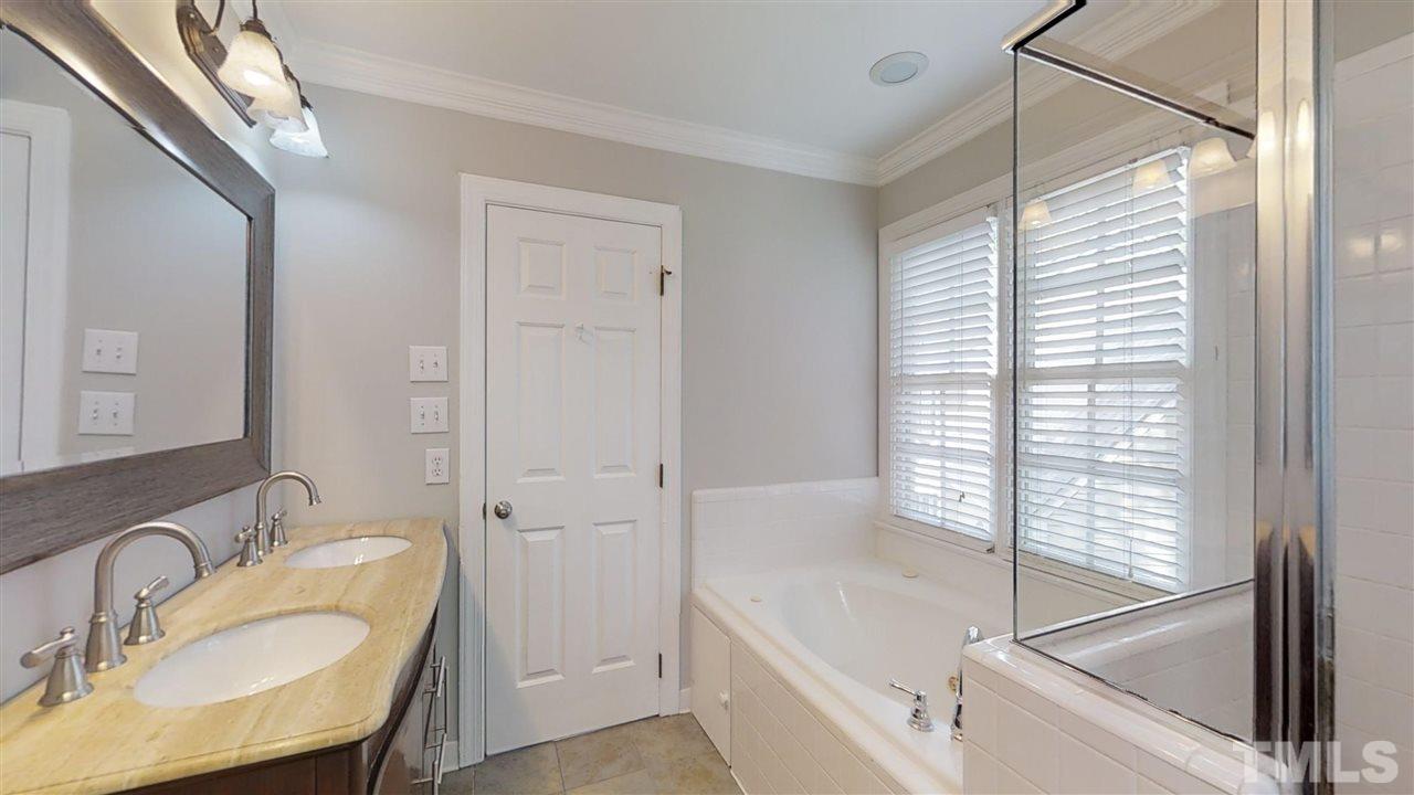 8800 Cottingham Way Raleigh, NC 27615 - Photo 14 of 27