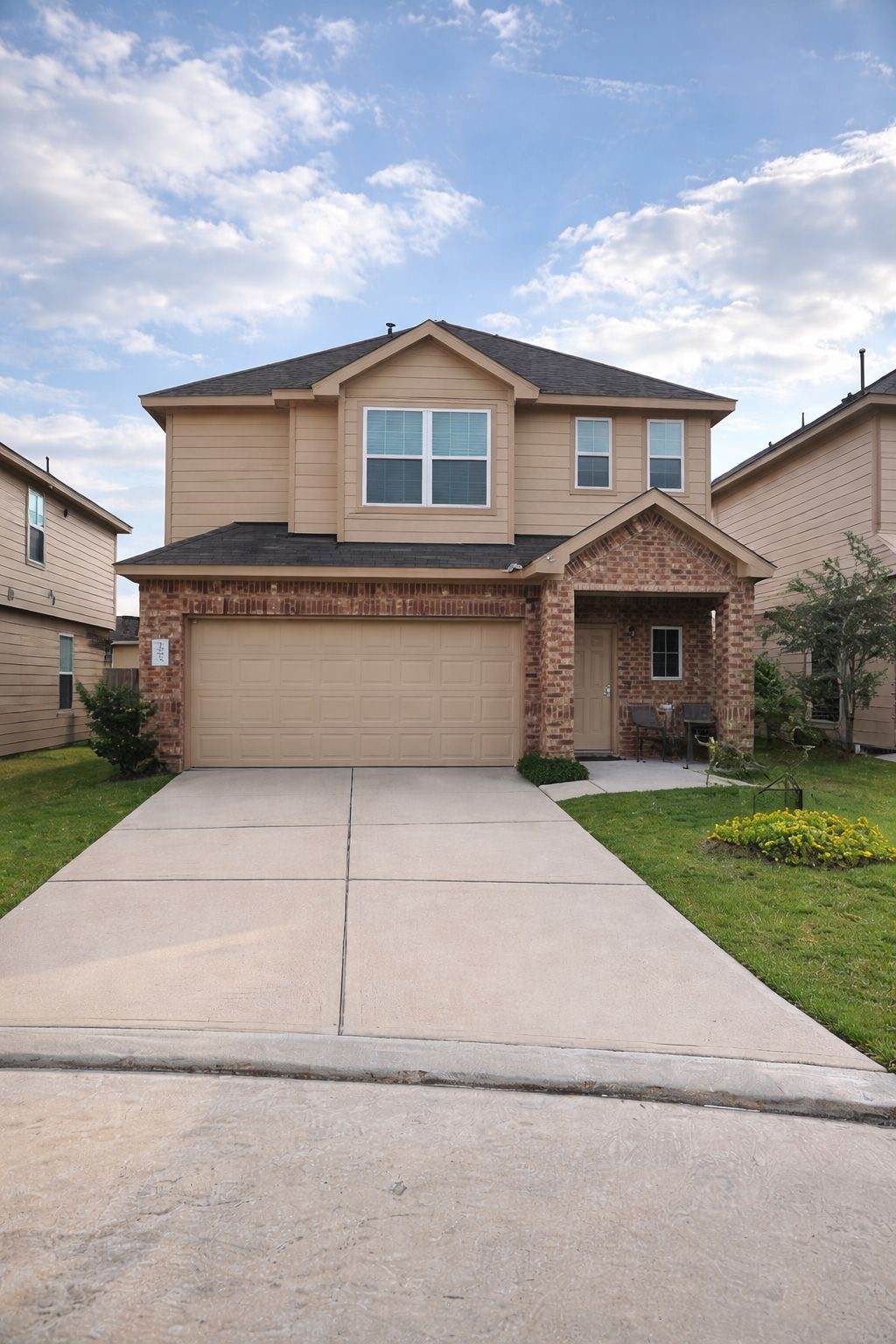 18623 Dingo Stream Lane Katy, TX 77449 - Photo 1 of 29 a front view of a house with a yard and garage