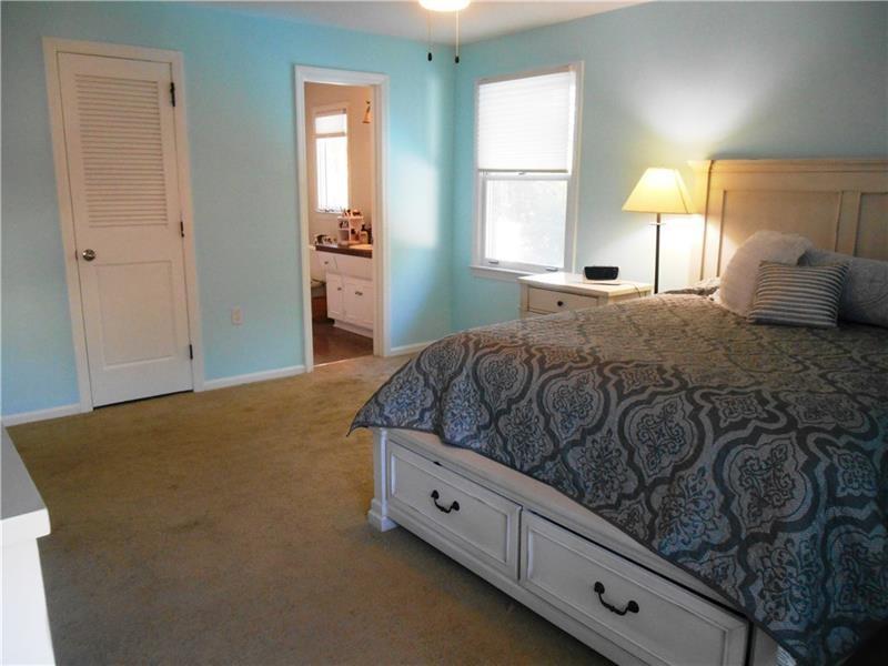 505 Harrogate Road Pittsburgh, PA 15241 - Photo 12 of 23 Walk in closet and master bath,