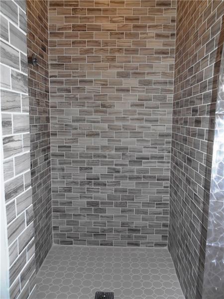 505 Harrogate Road Pittsburgh, PA 15241 - Photo 14 of 23 Custom, all tiled master shower.