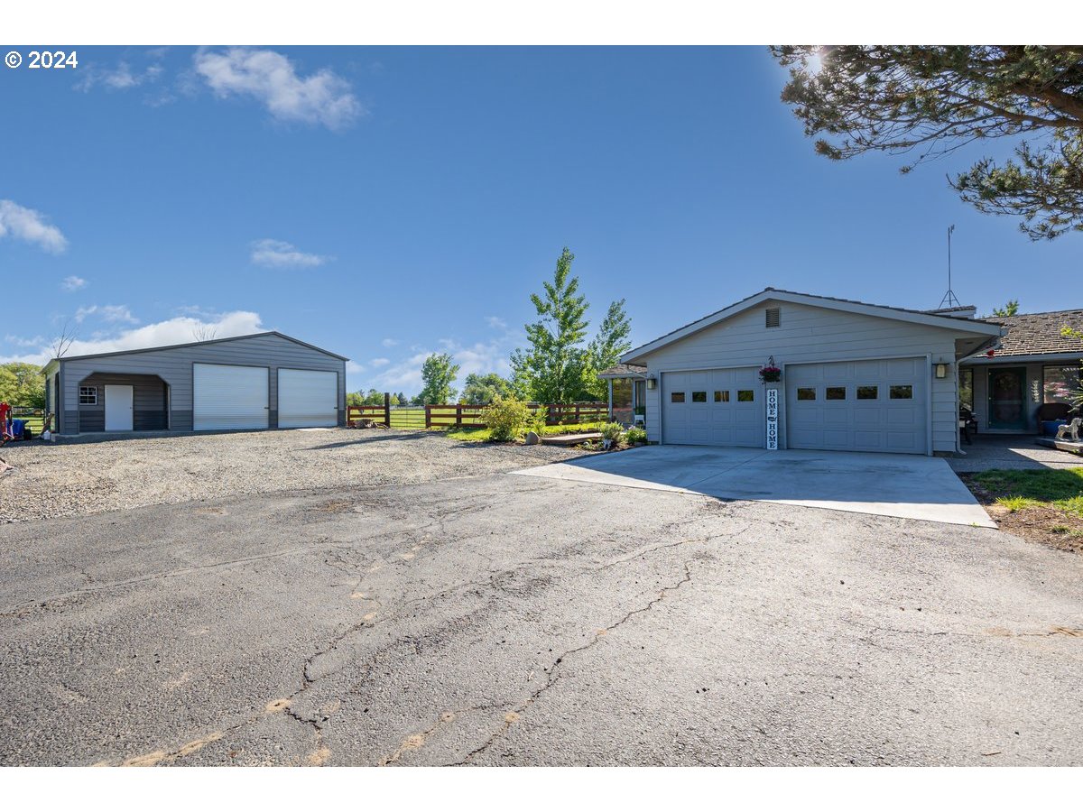 78846 County 1243 Road Hermiston, OR 97838 - Photo 1 of 14 Gallery Image 1