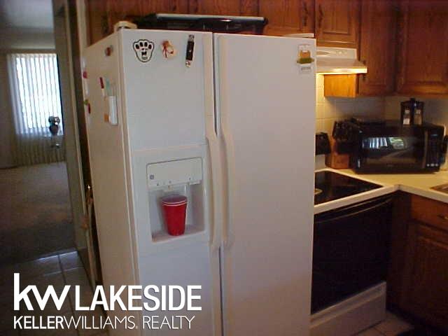 15115 Raphael Terrace Warren, MI 48088 - Photo 5 of 22 31286049-4.JPG