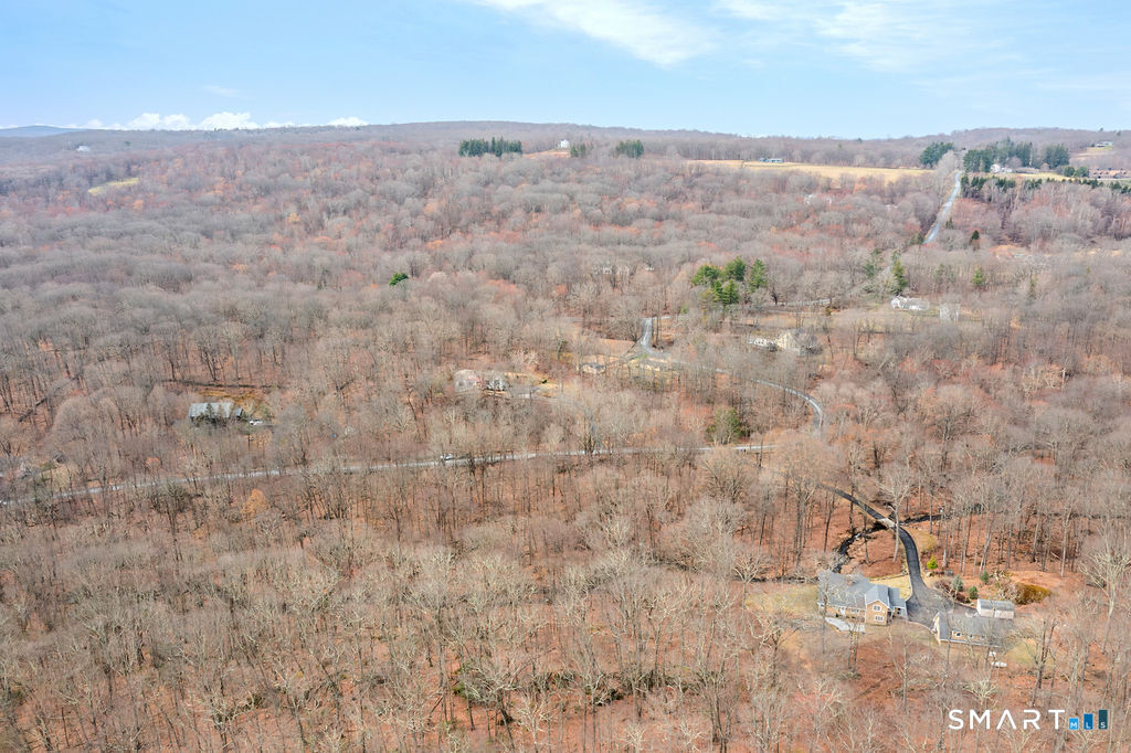 10 Chimney Hill Road Sherman, CT 06784 - Photo 9 of 13