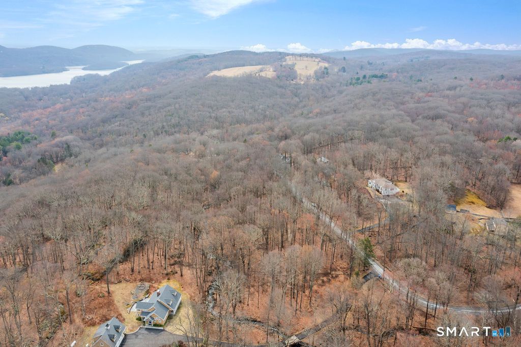 10 Chimney Hill Road Sherman, CT 06784 - Photo 10 of 13