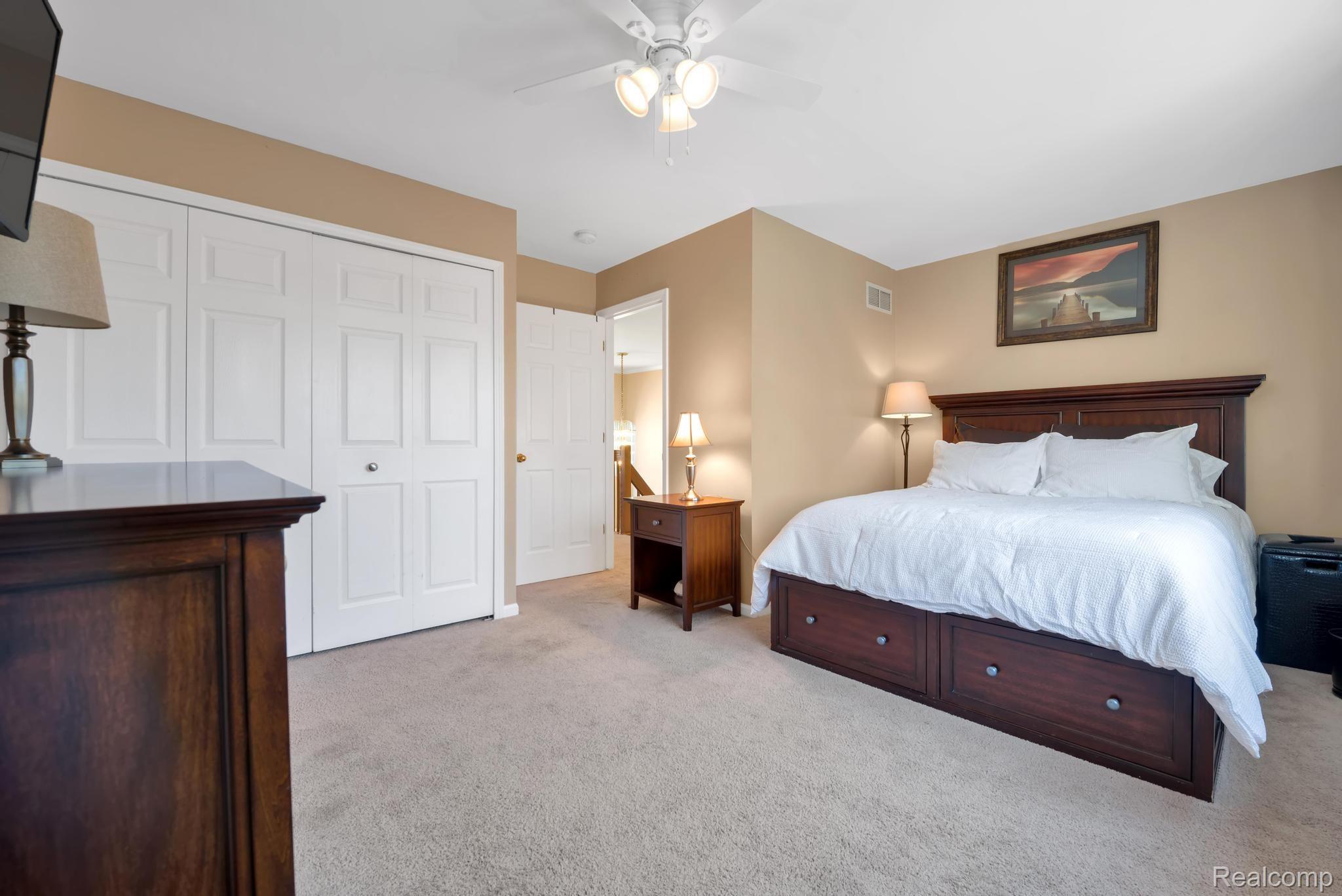 2177 Clinton View Circle Rochester, MI 48309 - Photo 37 of 74 Gallery Image 37