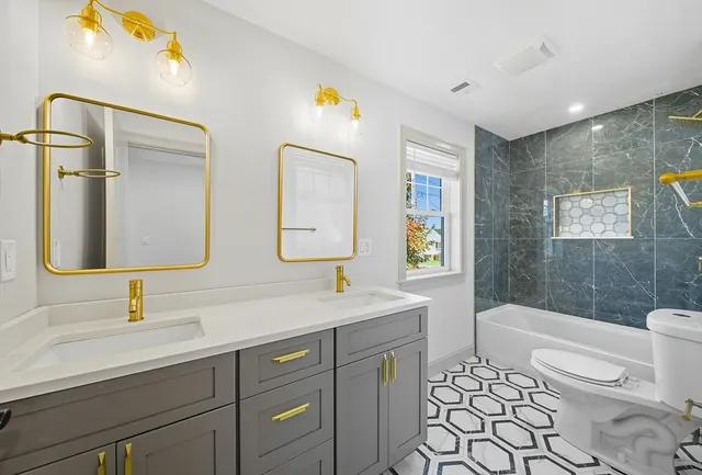 $969,000 | 15 Lakeside Drive, Shrewsbury, MA 01545