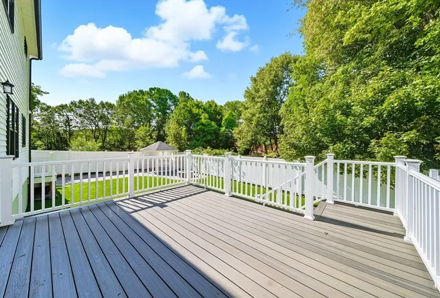 $969,000 | 15 Lakeside Drive, Shrewsbury, MA 01545