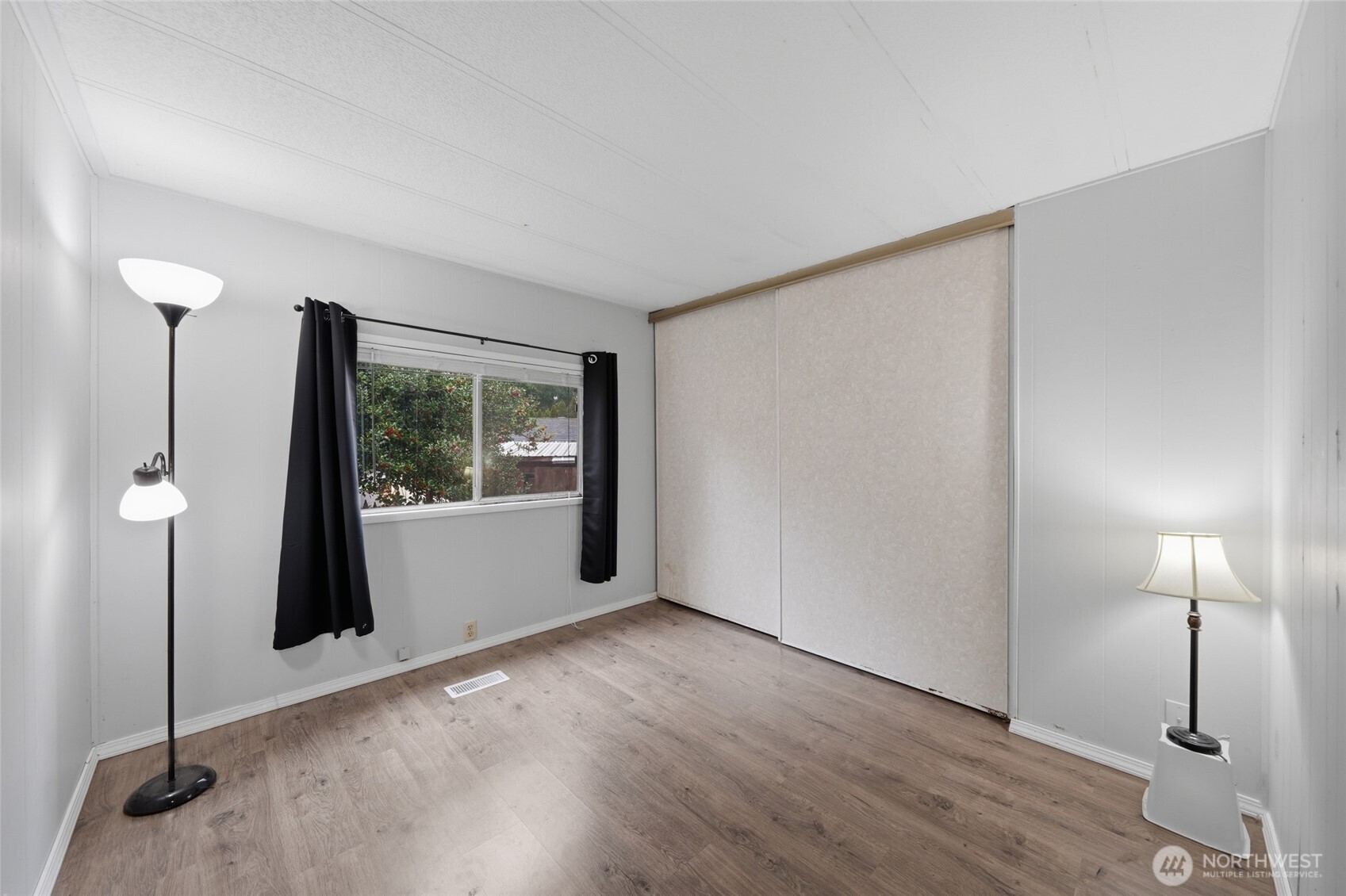 12605 East Gibson Road, Unit 65 Everett, WA 98204 - Photo 18 of 28