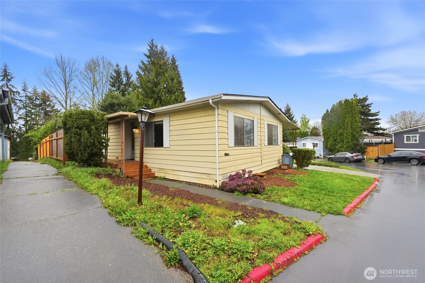 12605 East Gibson Road, Unit 65 Everett, WA 98204 - Photo 22 of 28