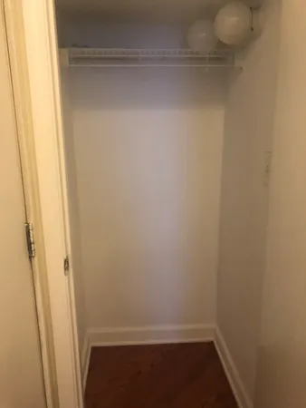 $2,395 | 1533 West Hollywood Avenue, Unit 1, Chicago, IL 60660
