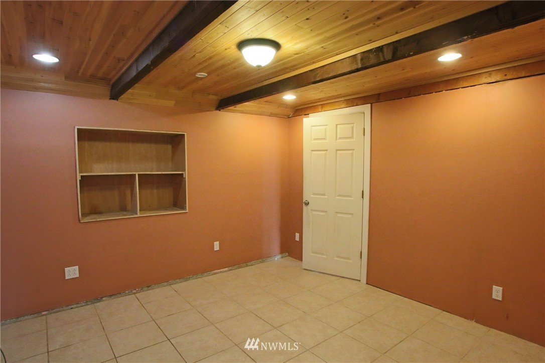10415 Littlerock Road Southwest Olympia, WA 98512 - Photo 19 of 25 Gallery Image 19