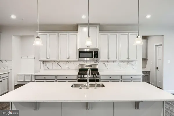 $1,099,000 | 13605 Otono Drive, Mount Airy, MD 21771