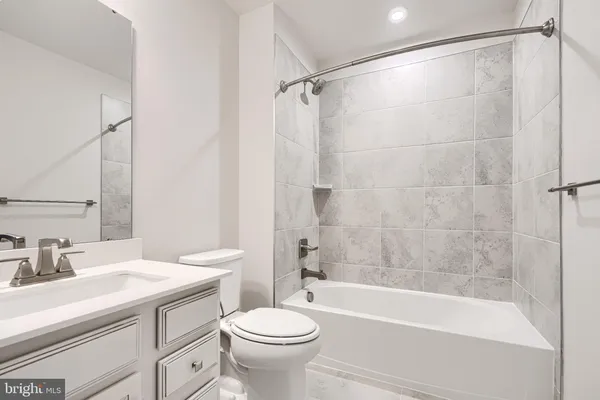 $1,099,000 | 13605 Otono Drive, Mount Airy, MD 21771