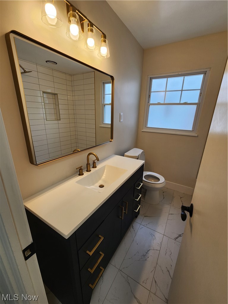 3718 Bainbridge Road Cleveland Heights, OH 44118 - Photo 11 of 23
