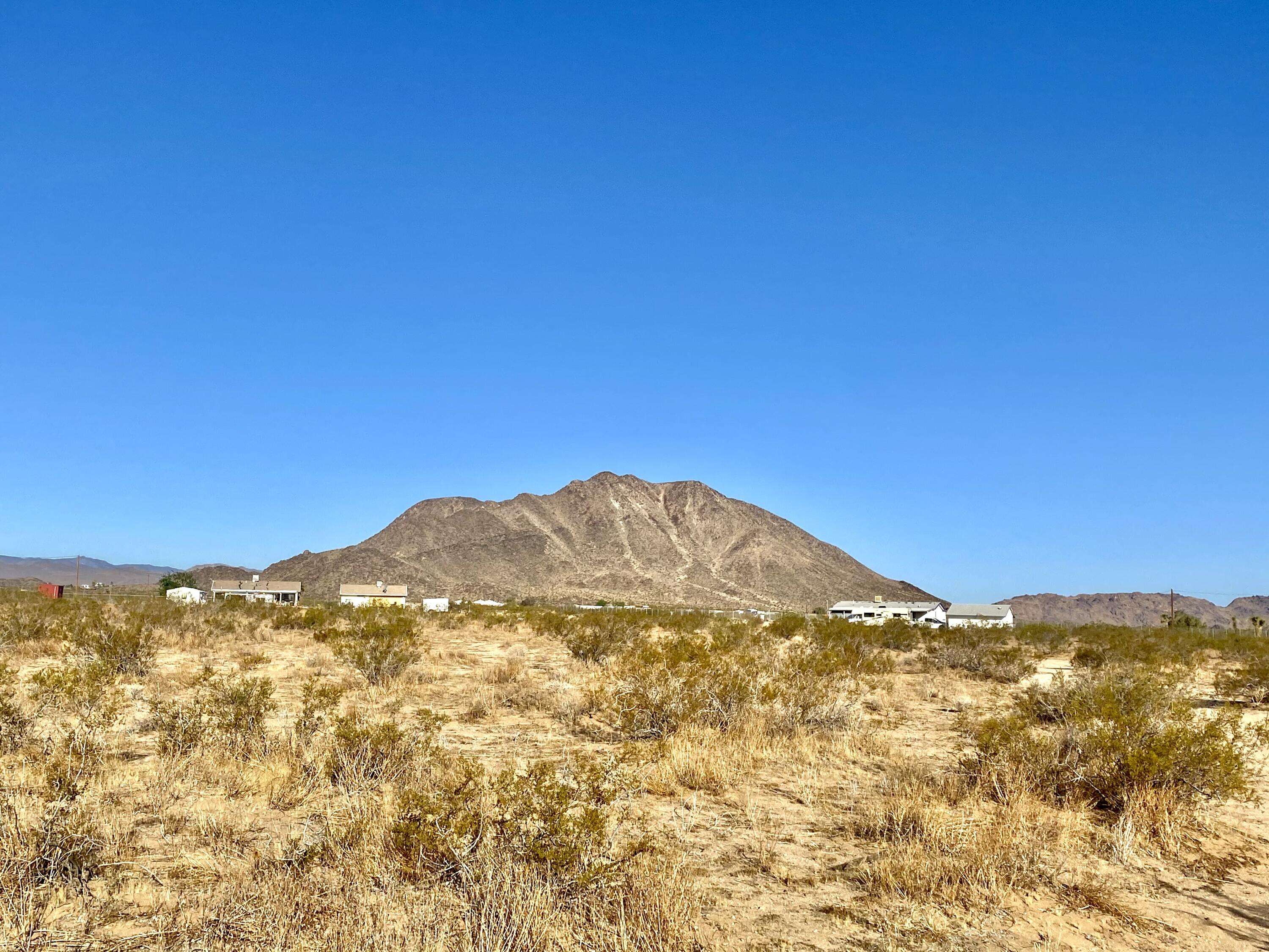 130 Adele Road Landers, CA 92285 - Photo 14 of 38 IMG_E1311