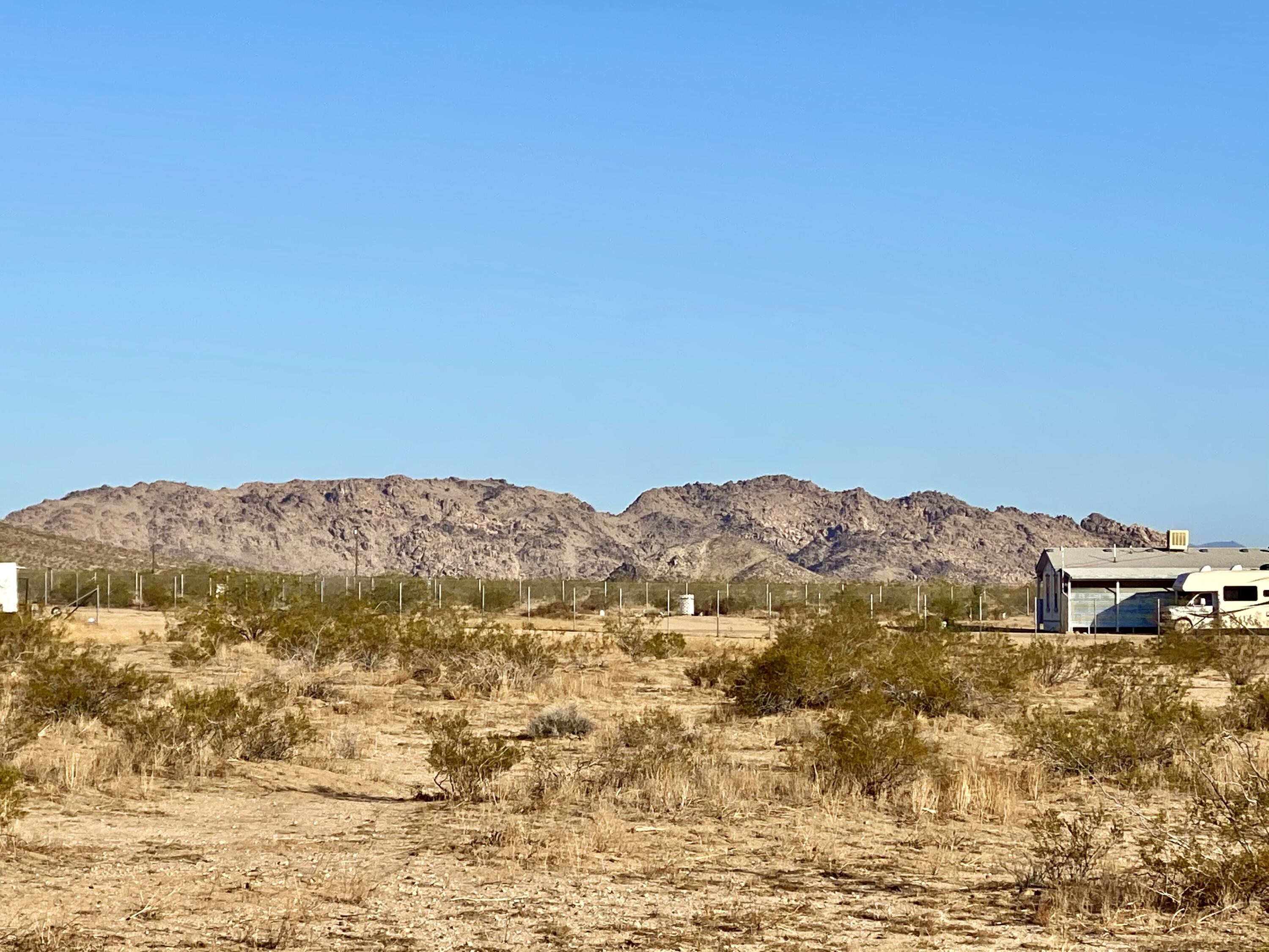 130 Adele Road Landers, CA 92285 - Photo 21 of 38 IMG_E1295