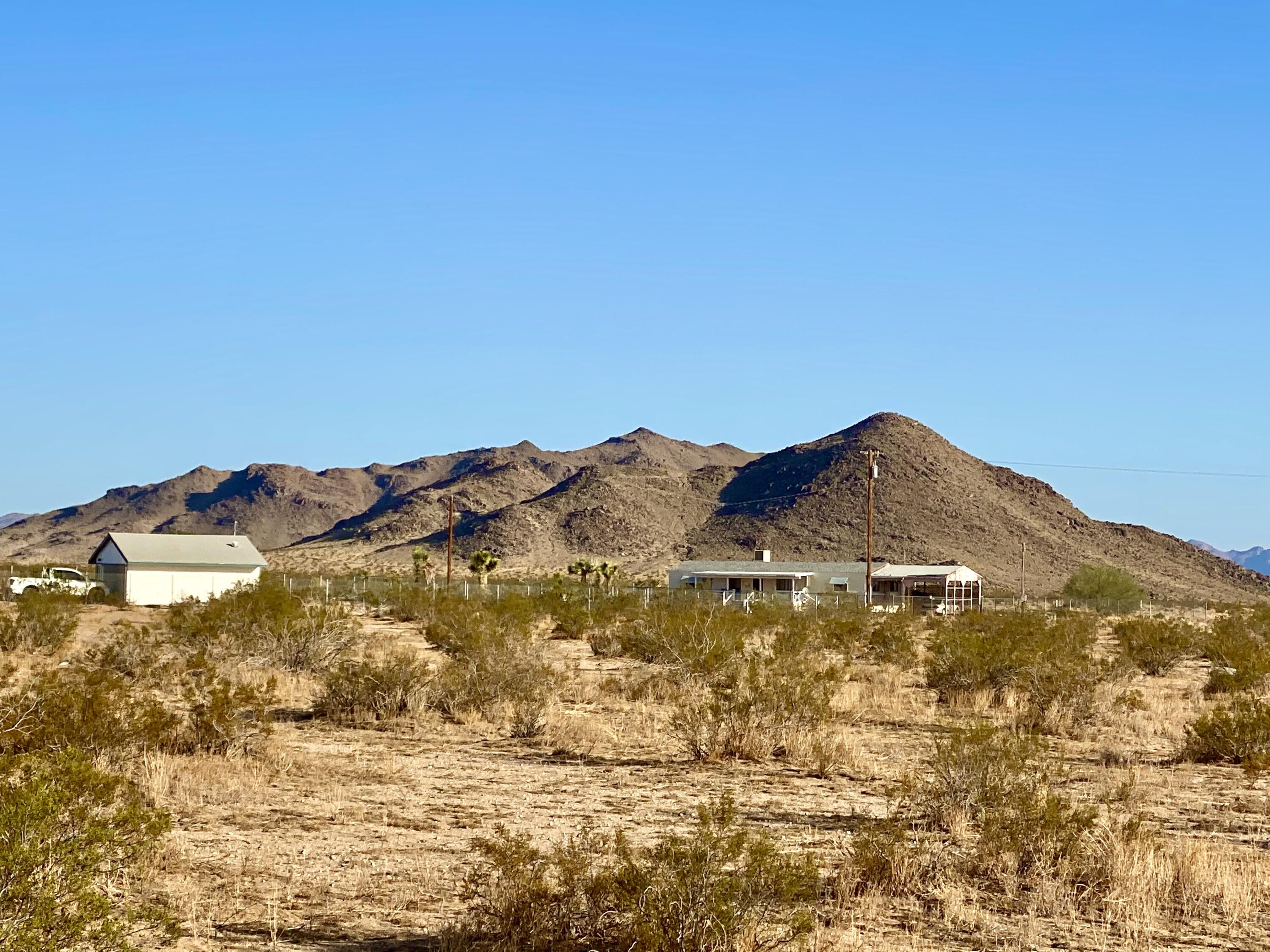 130 Adele Road Landers, CA 92285 - Photo 22 of 38 IMG_E1296