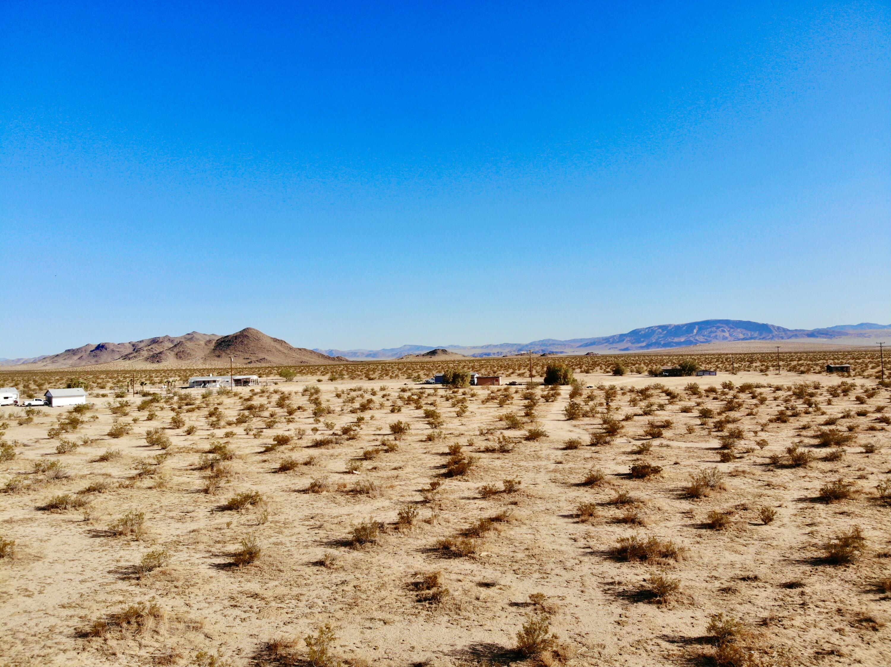 130 Adele Road Landers, CA 92285 - Photo 31 of 38 PETJE7890
