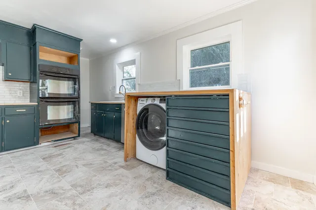 $2,100 | 516 Moonhollow Lane, Chattanooga, TN 37405