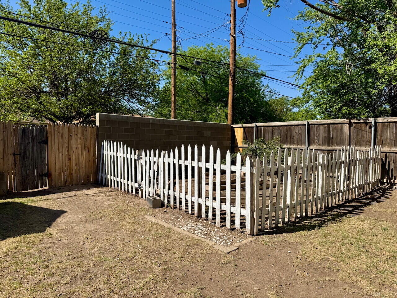 4103 30th Street Lubbock, TX 79410 - Photo 18 of 21 IMG_4668