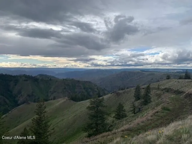 $119,900 | 17.51 High Range Road, Cottonwood, ID 83522