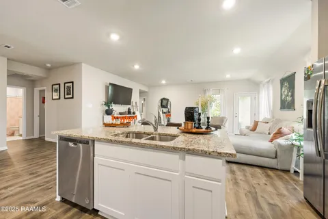 $235,000 | 205 Cane Run Court, Duson, LA 70529