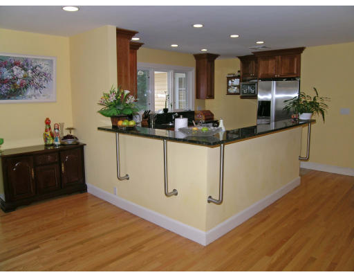 540 Dudley Road Newton, MA 02459 - Photo 3 of 14