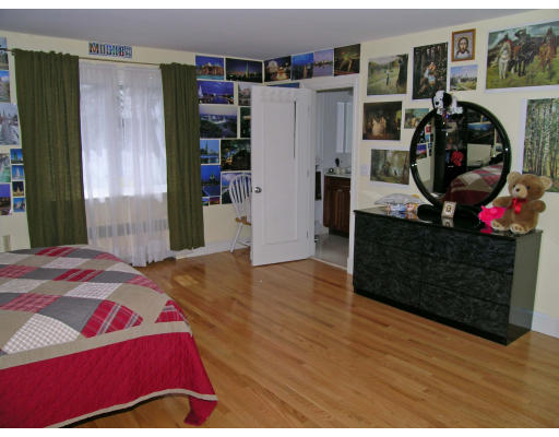 540 Dudley Road Newton, MA 02459 - Photo 7 of 14