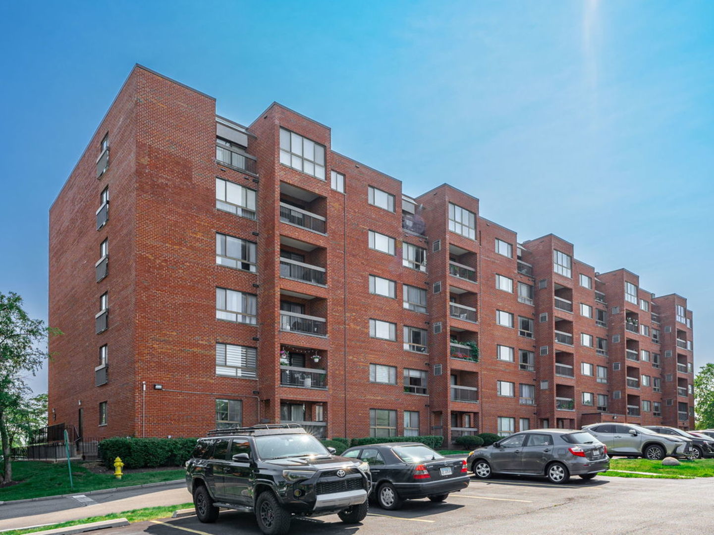 701 Forum Square, Unit 101 Glenview, IL 60025 - Photo 41 of 42 a building view