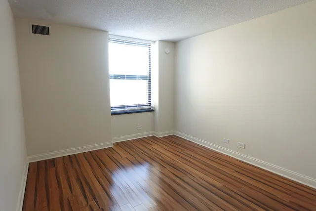 $225,000 | 3660 North Lake Shore Drive, Unit 1107, Chicago, IL 60613