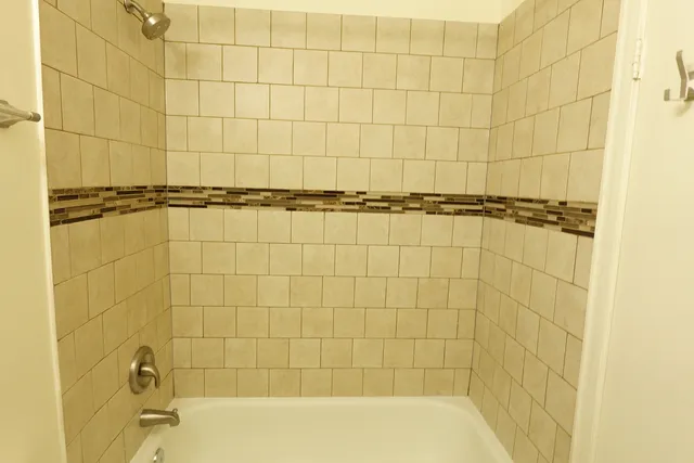 $225,000 | 3660 North Lake Shore Drive, Unit 1107, Chicago, IL 60613