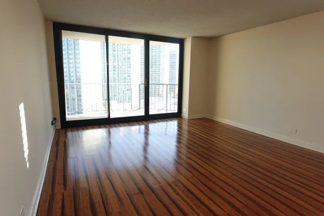 $225,000 | 3660 North Lake Shore Drive, Unit 1107, Chicago, IL 60613