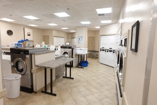 $225,000 | 3660 North Lake Shore Drive, Unit 1107, Chicago, IL 60613