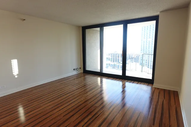 $225,000 | 3660 North Lake Shore Drive, Unit 1107, Chicago, IL 60613